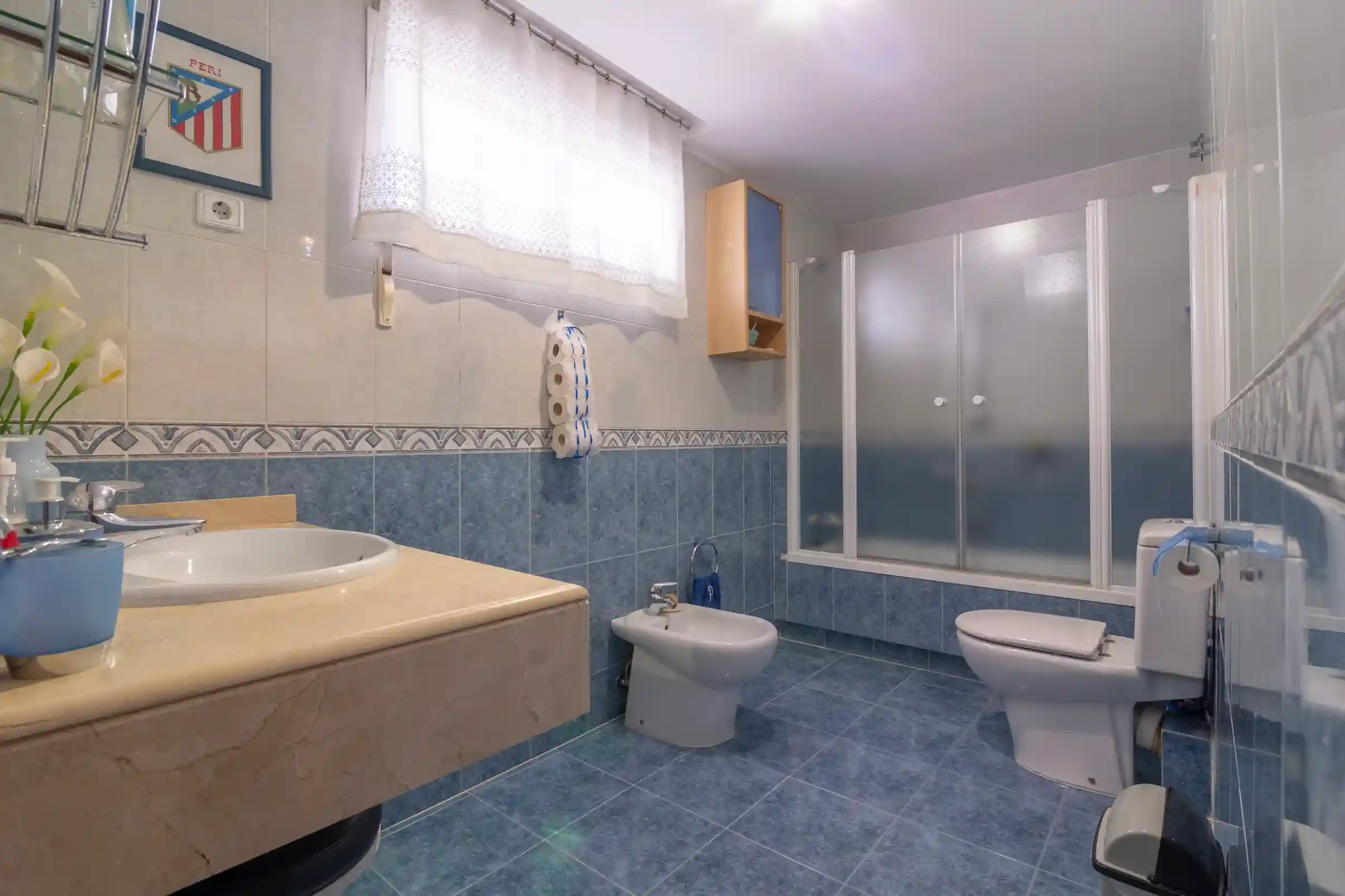 bano-secundario-chalet-retamas-alcorcon